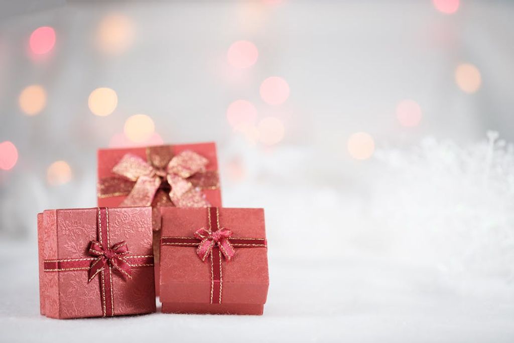 Acharaporn Kamornboonyarush באתר PEXELS branded holiday gifts